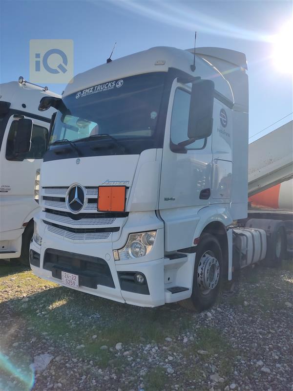 مرسيدس اكتروس